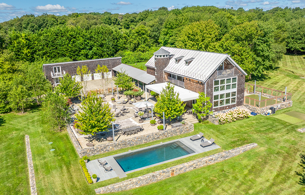 Mott & Chace Sotheby’s sells 230 Briarwood Lane - $4.5m